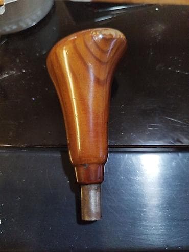 cepaci za drva: Drvena ručica menjača – Mercedes-Benz - Klasični dizajn od tamnog na lalafo.rs — 5 cepaci za drva: Drvena ručica menjača – Mercedes-Benz - Klasični dizajn od tamnog — 5