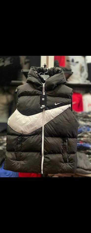 Prsluk Nike, bоја - Crna na lalafo.rs Prsluk Nike, bоја - Crna