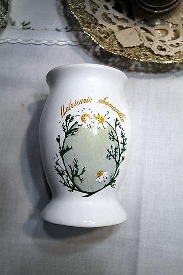 Antiques: Tri stare keramičke apotekarske posude. Tri stare keramičke at lalafo.rs — 3 Antiques: Tri stare keramičke apotekarske posude. Tri stare keramičke — 3