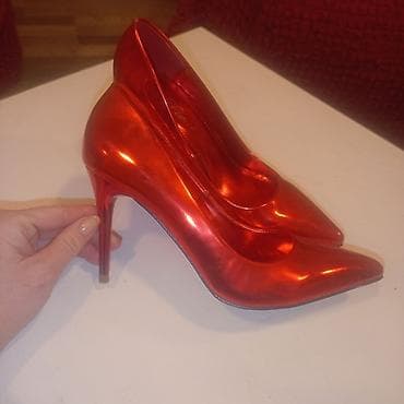 Crvene salonke sa visokom štiklom – sjajni, metalik finiš - Model na lalafo.rs — 8 Crvene salonke sa visokom štiklom – sjajni, metalik finiš - Model — 8