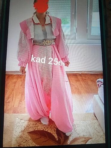 Kat kao nov je bez mane ide uz pratecu opremu i kolen 25e na lalafo.rs Kat kao nov je bez mane ide uz pratecu opremu i kolen 25e