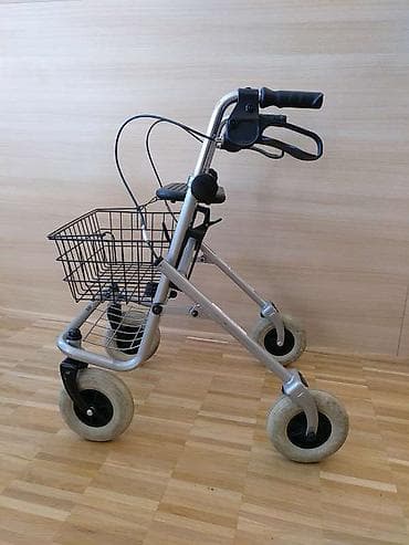 HODALICE više modela,AKCIJA ROLATOR hodalice3 500 dinara akcijska na lalafo.rs HODALICE više modela,AKCIJA ROLATOR hodalice3 500 dinara akcijska