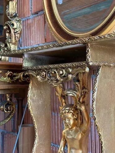 Stilske konzole: Stilska konzola sa ogledalom u pozlati Stilska konzola sa ogledalom U na lalafo.rs — 8 Stilske konzole: Stilska konzola sa ogledalom u pozlati Stilska konzola sa ogledalom U — 8