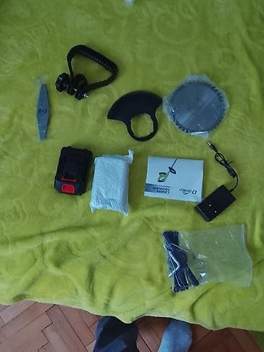 Nije korišćen ima 2 baterije punjači nastavci na lalafo.rs — 2 Nije korišćen ima 2 baterije punjači nastavci — 2