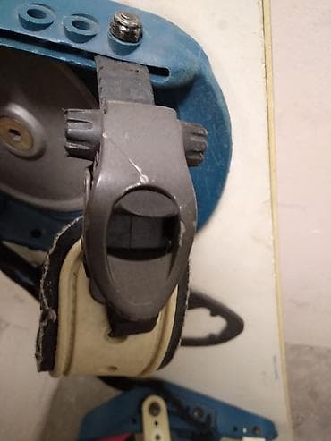 Winter sports: Snowboard Hooger vintage Austrian 144cm. sirina na krajevima 27,u at lalafo.rs — 6 Winter sports: Snowboard Hooger vintage Austrian 144cm. sirina na krajevima 27,u — 6