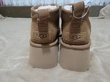 Ugg obuća 37, bоја - Braon na lalafo.rs — 1 Ugg obuća 37, bоја - Braon — 1