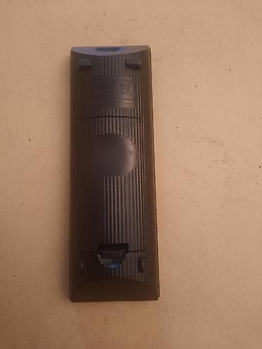 Daljinski za/od Sony dvd player,plejera- crni.
Ispravan at lalafo.rs — 2 Daljinski za/od Sony dvd player,plejera- crni.
Ispravan — 2