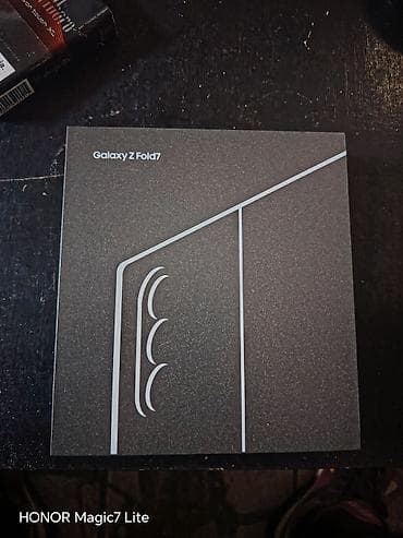 Samsung Galaxy Z Fold SE, 512 GB, bоја - Crna, Na preklapanje, Garancija na lalafo.rs Samsung Galaxy Z Fold SE, 512 GB, bоја - Crna, Na preklapanje, Garancija