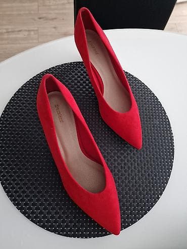 Crvene salonke Graceland - Salonke: - Brend: Graceland (logo na na lalafo.rs — 2 Crvene salonke Graceland - Salonke: - Brend: Graceland (logo na — 2