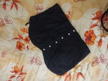 Korset majica S M veličina. Odlično stoji. I kao elegantna i kao at lalafo.rs Korset majica S M veličina. Odlično stoji. I kao elegantna i kao