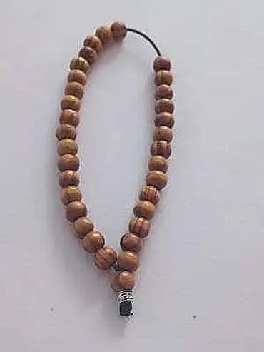 Konac narukvica, Handmade, Materijal: Drvo, Perlice na lalafo.rs Konac narukvica, Handmade, Materijal: Drvo, Perlice