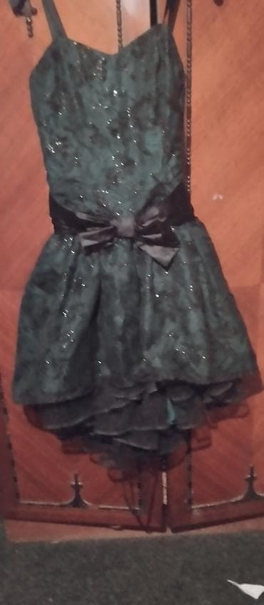 dve suknje po: Svećane/večernje haljine – set od 4 modela 1) Ljubičasta haljina od na lalafo.rs — 2 dve suknje po: Svećane/večernje haljine – set od 4 modela 1) Ljubičasta haljina od — 2