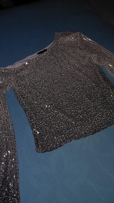 🌠 NEW YORKER Svetlucava majica🪐
Odgovara S i M Veličini na lalafo.rs — 4 🌠 NEW YORKER Svetlucava majica🪐
Odgovara S i M Veličini — 4