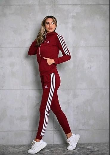 Women's Sweatsuits: Komplet trenerka mokra likra.S M L 2XL.Cena 2700 din at lalafo.rs — 8 Women's Sweatsuits: Komplet trenerka mokra likra.S M L 2XL.Cena 2700 din — 8