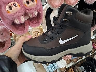 36-41 Zimske kanadjanke
Cena 3500din✅️ na lalafo.rs — 1 36-41 Zimske kanadjanke
Cena 3500din✅️ — 1