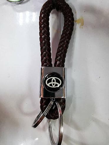 🚘Кожни привесци за кључеве, са ознакама аутомобила.🚘 ‼‼ЦЕНА: 1.200 na lalafo.rs — 1 🚘Кожни привесци за кључеве, са ознакама аутомобила.🚘 ‼‼ЦЕНА: 1.200 — 1
