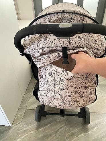 Children's Items: Kofer kolica koriscena vrlo malo tacnije nekoliko puta bez at lalafo.rs — 7 Children's Items: Kofer kolica koriscena vrlo malo tacnije nekoliko puta bez — 7