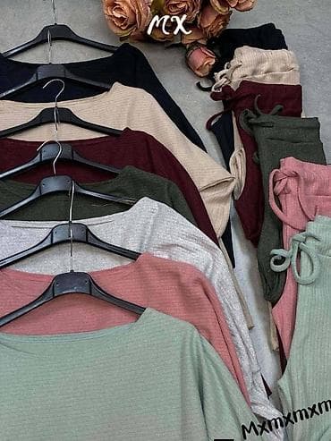 Ženski komplet – dukserica + helanke - Dvodijelni set od mekog na lalafo.rs — 3 Ženski komplet – dukserica + helanke - Dvodijelni set od mekog — 3