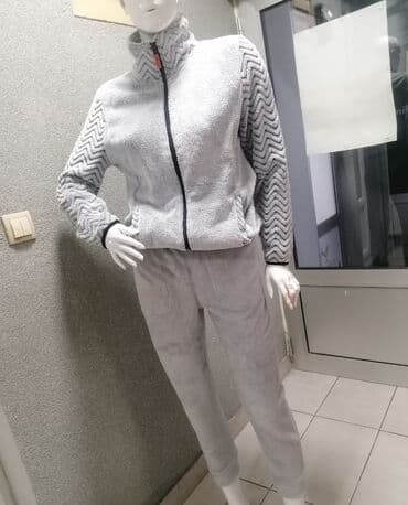 Termo ćebence komplet. Vel S M. Malo nošen. Mekan, topao na lalafo.rs Termo ćebence komplet. Vel S M. Malo nošen. Mekan, topao