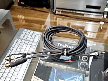 Oehlbach audio kabl – 3,5 mm stereo na 2x RCA - Brend: Oehlbach - na lalafo.rs Oehlbach audio kabl – 3,5 mm stereo na 2x RCA - Brend: Oehlbach -