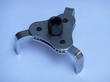 za svaki dan: Univerzalni ključ za filter ulja – dvosmerni - Tip: dvosmerni “Two at lalafo.rs — 5 za svaki dan: Univerzalni ključ za filter ulja – dvosmerni - Tip: dvosmerni “Two — 5