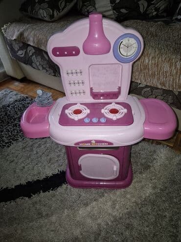 Dečije kuhinje: Decija kuhinja. radi na baterije i ima dugmad kod ringli. cuje se na lalafo.rs — 1 Dečije kuhinje: Decija kuhinja. radi na baterije i ima dugmad kod ringli. cuje se — 1