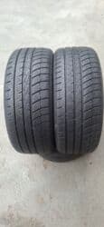 Prodajem 2kom polovne zimske auto gume dimenzije 225 45 R17 Davanti u na lalafo.rs Prodajem 2kom polovne zimske auto gume dimenzije 225 45 R17 Davanti u