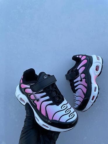 Nike air max tn patike dečije Novo Brojevi 25 do 30 fb Moja na lalafo.rs — 1 Nike air max tn patike dečije Novo Brojevi 25 do 30 fb Moja — 1