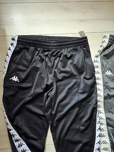 Kappa muške trenerke – model sa bočnim trakama sa logotipom - Brend na lalafo.rs — 3 Kappa muške trenerke – model sa bočnim trakama sa logotipom - Brend — 3