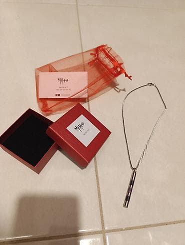 Elegantna ogrlica marke Mitto metal art, sa priveskom cilindričnog at lalafo.rs — 7 Elegantna ogrlica marke Mitto metal art, sa priveskom cilindričnog — 7