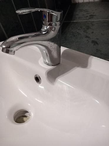 Lavabo sa slavinom, moze i odvojeno at lalafo.rs — 3 Lavabo sa slavinom, moze i odvojeno — 3