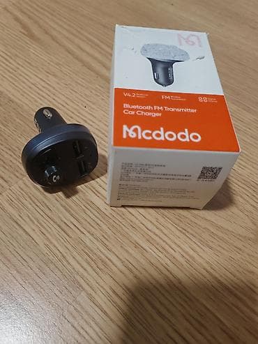 Odlican FM transmiter sa bluetoothom, povezuje se na svaki automobil na lalafo.rs Odlican FM transmiter sa bluetoothom, povezuje se na svaki automobil