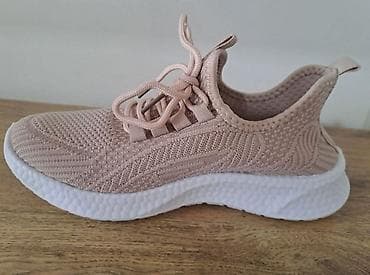 Letnje lagane patikice 41 na lalafo.rs — 2 Letnje lagane patikice 41 — 2