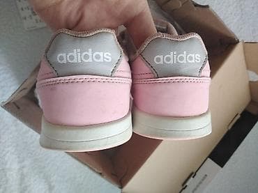 Adidas original patike u kutiji za devojčice Veličina 30. 5 ug 18.5 na lalafo.rs — 10 Adidas original patike u kutiji za devojčice Veličina 30. 5 ug 18.5 — 10