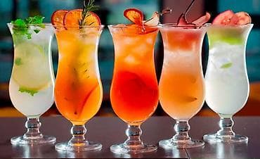 🍸 USLUGA pravljenje koktela kod vas kući ili usluga konobara ili ceo na lalafo.rs 🍸 USLUGA pravljenje koktela kod vas kući ili usluga konobara ili ceo