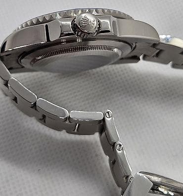 Rolex Submariner Štrumf - Model: Submariner Date - Kućište i na lalafo.rs — 4 Rolex Submariner Štrumf - Model: Submariner Date - Kućište i — 4