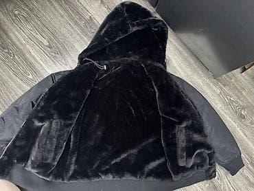 Predobra Zarina jakna sa dva lica za muškarce, kao nova, L veličine na lalafo.rs — 2 Predobra Zarina jakna sa dva lica za muškarce, kao nova, L veličine — 2