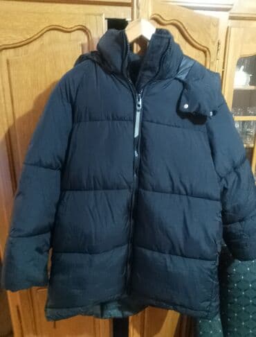 Zimska jakna – crna, pufnasta - Topla, punjena puf jakna do ispod na lalafo.rs Zimska jakna – crna, pufnasta - Topla, punjena puf jakna do ispod