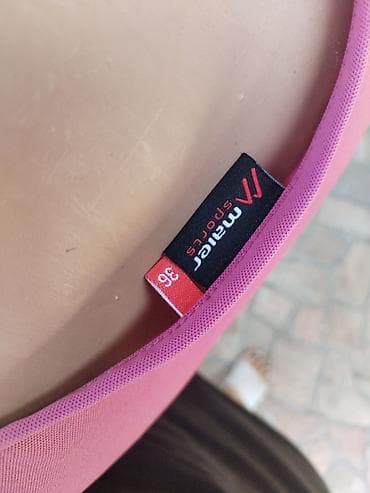 tank top h: Fitness majica s RASPRODAJA
Kao nova at lalafo.rs — 4 tank top h: Fitness majica s RASPRODAJA
Kao nova — 4