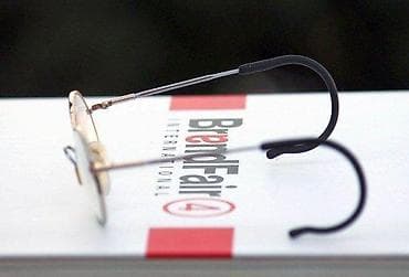 Dioptrijski ram u pastelnim bojama sa sportskim završetcima na lalafo.rs — 6 Dioptrijski ram u pastelnim bojama sa sportskim završetcima — 6
