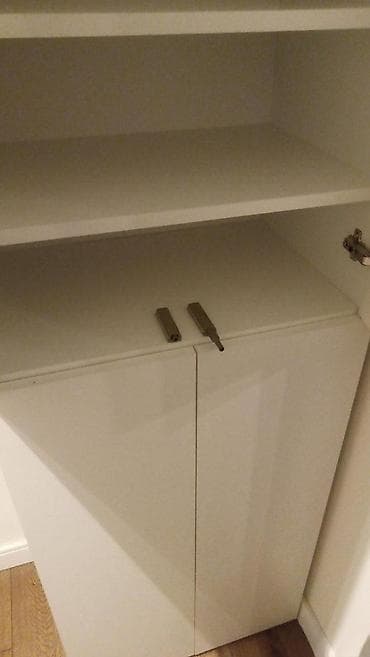 Ormar 25 🛠️ Materijal: Izrađen od Univera debljine 18mm u belom na lalafo.rs — 1 Ormar 25 🛠️ Materijal: Izrađen od Univera debljine 18mm u belom — 1