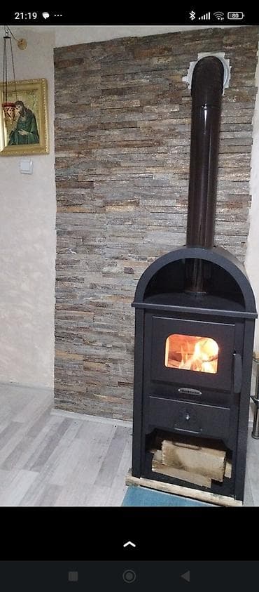 Prodajem peć na drva korišćen u mesec dana na lalafo.rs Prodajem peć na drva korišćen u mesec dana