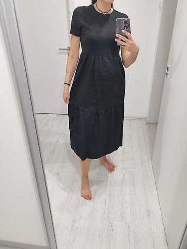 Predivna crna midi haljina Gornji deo sa elastinom, donji (suknja) bez na lalafo.rs — 2 Predivna crna midi haljina Gornji deo sa elastinom, donji (suknja) bez — 2