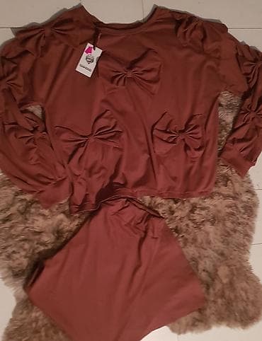 Women's Sweatsuits: Trenerka komplet,gornji deo sa masnama. Dostupna u bojama at lalafo.rs — 5 Women's Sweatsuits: Trenerka komplet,gornji deo sa masnama. Dostupna u bojama — 5