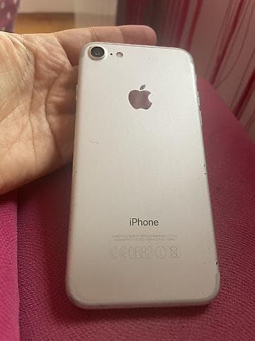 Iphone 7, polovan i potpuno ispravan. Uz mobilni ide i punjac. Pisite na lalafo.rs — 1 Iphone 7, polovan i potpuno ispravan. Uz mobilni ide i punjac. Pisite — 1