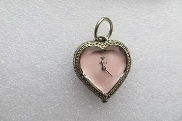 GUESS zenske extra moderan sat oko vrata, bez mana greske, ogrlicu smo na lalafo.rs GUESS zenske extra moderan sat oko vrata, bez mana greske, ogrlicu smo