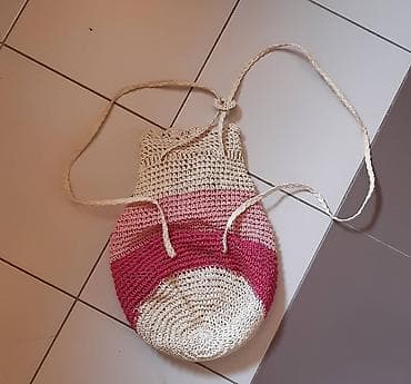 Heklana torbica/ruksak sa vezicom za zatezanje i pletenim kaiševima at lalafo.rs — 2 Heklana torbica/ruksak sa vezicom za zatezanje i pletenim kaiševima — 2