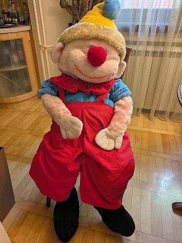 Prodajem velikog plišanog klovna, idealnog za decu, kao dekoraciju ili na lalafo.rs — 1 Prodajem velikog plišanog klovna, idealnog za decu, kao dekoraciju ili — 1