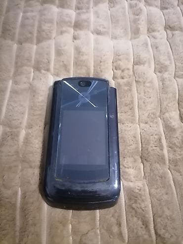 Motorola preklopni telefon (RAZR serija) - Klasični preklopni dizajn na lalafo.rs — 8 Motorola preklopni telefon (RAZR serija) - Klasični preklopni dizajn — 8