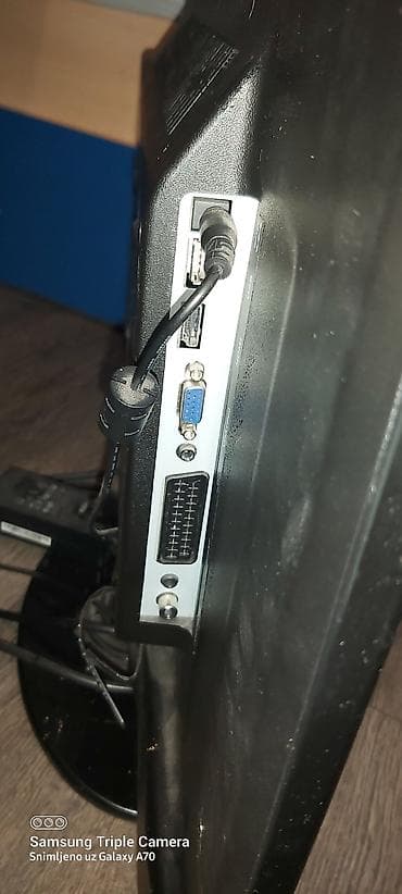 Q.Media LCD monitor/televizor manjeg formata Karakteristike: - na lalafo.rs Q.Media LCD monitor/televizor manjeg formata Karakteristike: -